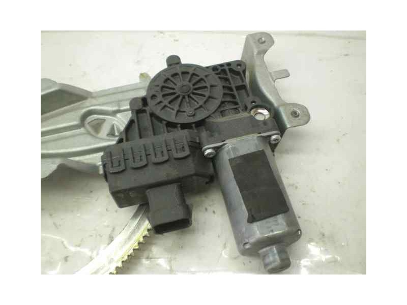 Recambio de elevalunas delantero izquierdo para opel astra h berlina cosmo referencia OEM IAM 13101480  