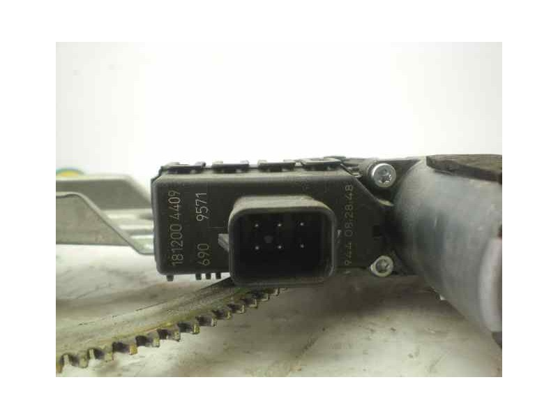 Recambio de elevalunas delantero izquierdo para opel astra h berlina cosmo referencia OEM IAM 13101480  