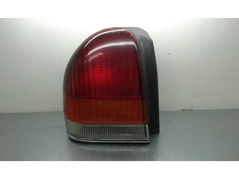 Recambio de piloto trasero izquierdo para chrysler voyager (es) referencia OEM IAM   