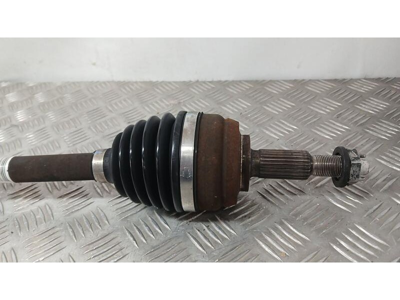 Recambio de transmision delantera derecha para renault megane iii berlina 5 p dynamique referencia OEM IAM 391008683R  