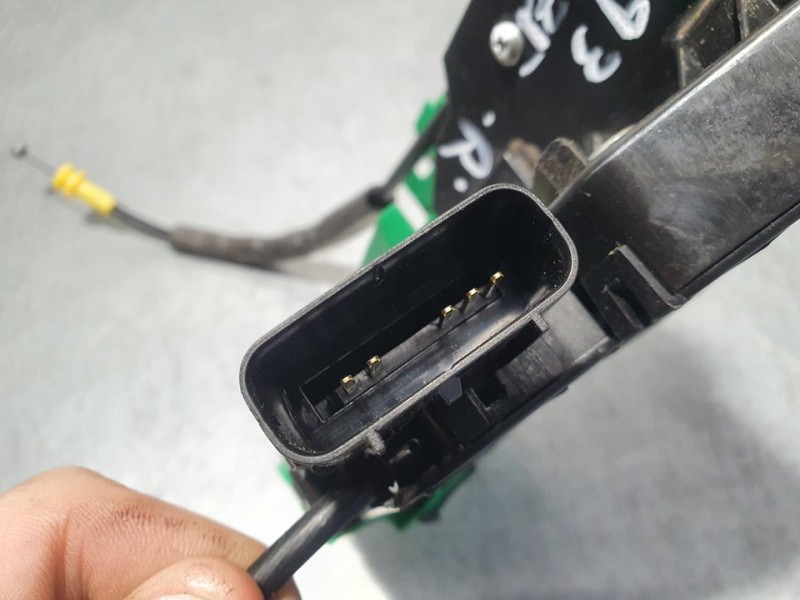 Recambio de cerradura puerta delantera izquierda para hyundai i30 (pd) essence referencia OEM IAM 81310G3040  5 PINES