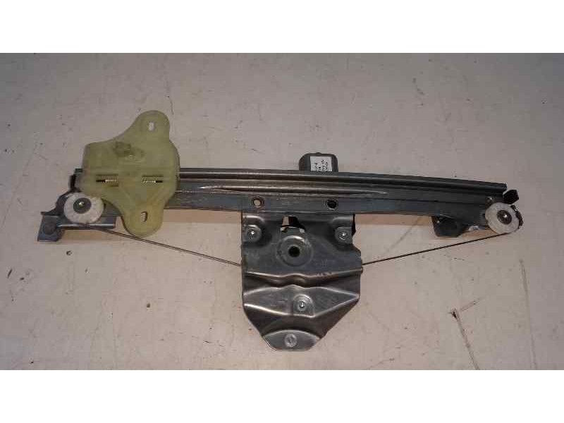 Recambio de elevalunas trasero derecho para renault captur dynamique referencia OEM IAM  2 PINS ELECTRICO
