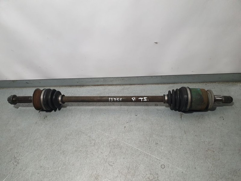 Recambio de transmision trasera izquierda para subaru legacy familiar/outback b13 (bp) 2.5i outback referencia OEM IAM 28421AG01