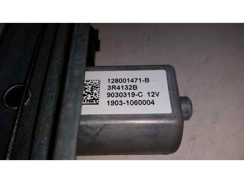 Recambio de elevalunas trasero derecho para renault captur dynamique referencia OEM IAM  2 PINS ELECTRICO