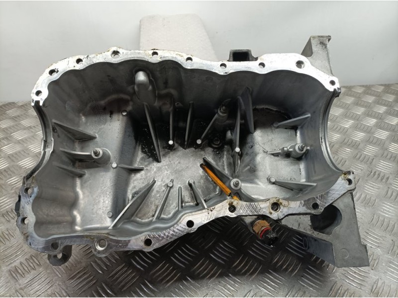 Recambio de carter para renault clio iv 1.5 dci diesel fap energy referencia OEM IAM   SIN REFERENCIA