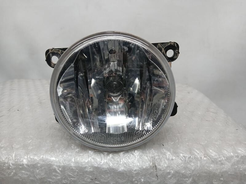 Recambio de faro antiniebla derecho para peugeot 208 tech edition blue hdi referencia OEM IAM 9675450980  