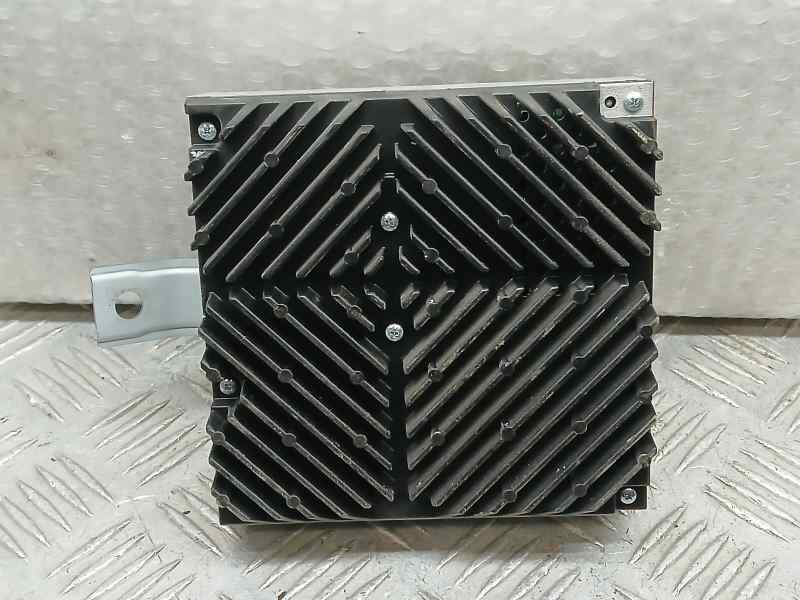 Recambio de amplificador radio para honda cr-v elegance hybrid 2wd referencia OEM IAM 39186TLA6011M1 10R050777 PIONER