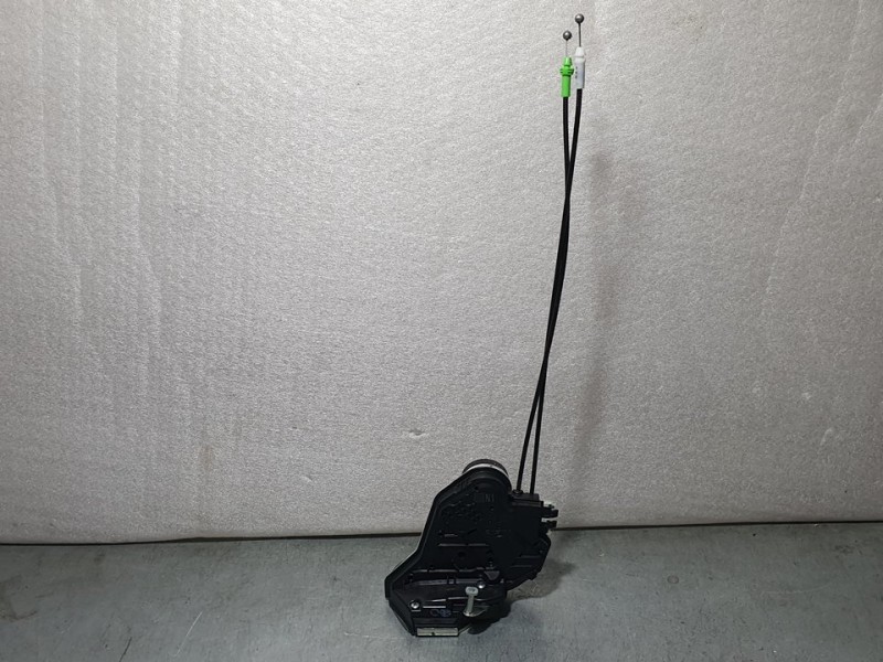 Recambio de cerradura puerta trasera derecha para citroën c1 elle referencia OEM IAM SIN REF  2 PINES