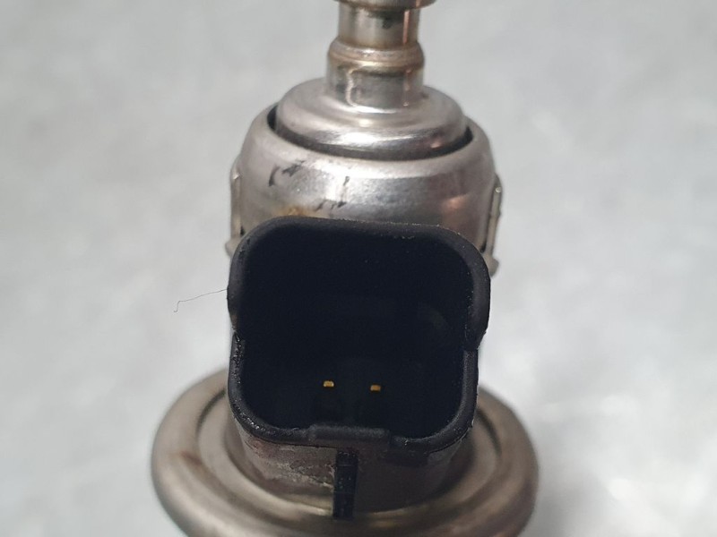 Recambio de inyector adblue para peugeot 3008 gt line referencia OEM IAM 9813930180 J286B00121 