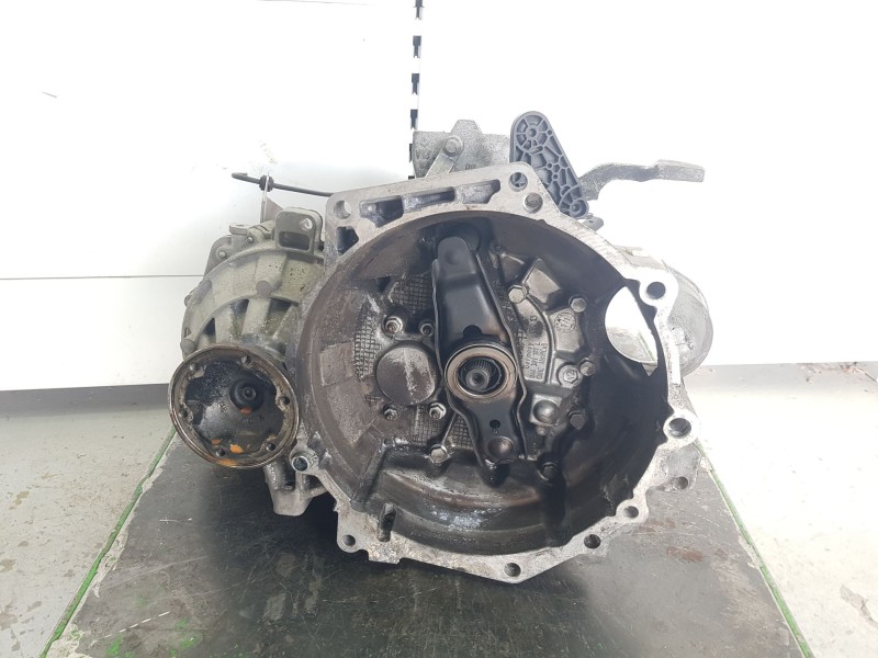 Recambio de caja cambios para volkswagen golf vi (5k1) advance bluemotion referencia OEM IAM LUB 21081 5VELOCIDADES