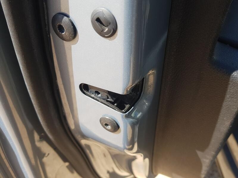 Recambio de cerradura puerta delantera izquierda para volkswagen sharan (7n1, 7n2) 2.0 tdi referencia OEM IAM 5K1837015H  