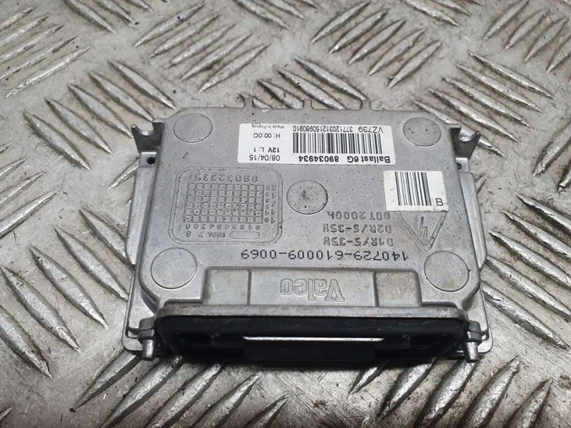 Recambio de centralita faros xenon para peugeot 3008 allure referencia OEM IAM 89034934  