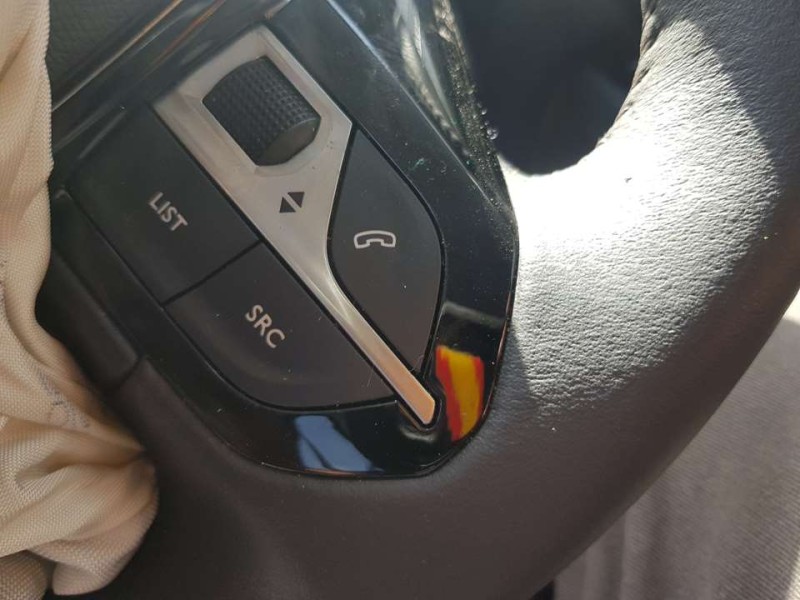 Recambio de volante para peugeot 208 (p2) allure referencia OEM IAM 98255044ZD  