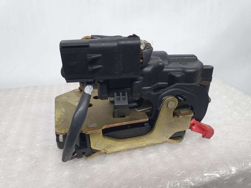 Recambio de cerradura maletero / porton para chrysler voyager (rg) 2.5 crd se referencia OEM IAM SIN REF  4 PINES