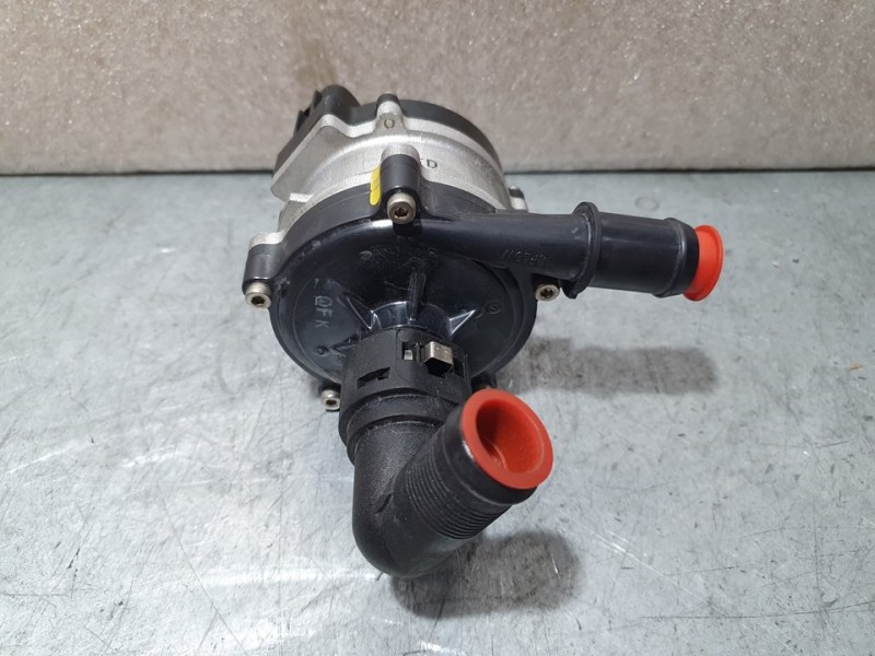 Recambio de bomba agua electrica para hyundai ioniq klass electro referencia OEM IAM 2510003HZ5 202106180453 