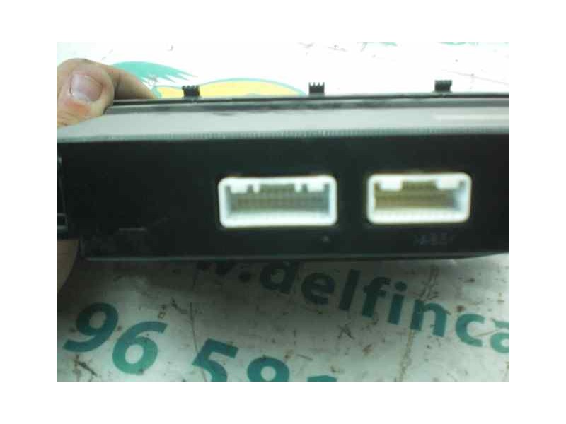 Recambio de mando climatizador para toyota avensis wagon (t25) 2.0 sol referencia OEM IAM 5590005140 5590005140 FALTA 1 RULETA
