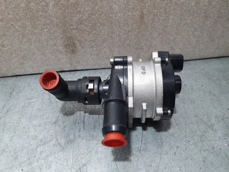 Recambio de bomba agua electrica para hyundai ioniq klass electro referencia OEM IAM 2510003HZ5 202106180453 