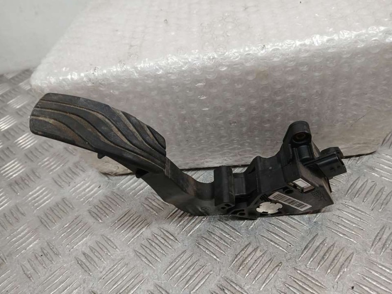 Recambio de potenciometro pedal para renault megane iv berlina 5p business referencia OEM IAM 180020000R  CTS