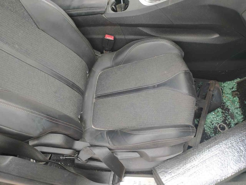 Recambio de asiento delantero derecho para peugeot 3008 gt-line referencia OEM IAM   C/ AIRBAG , TOCADO