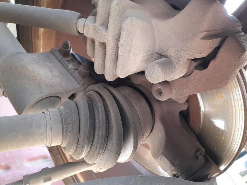 Recambio de mangueta delantera izquierda para citroën c4 grand picasso i (ua_) 1.6 hdi referencia OEM IAM 364696  