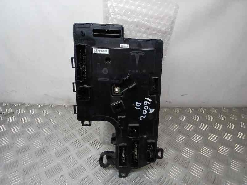 Recambio de modulo electronico para tesla model 3 ev performance awd referencia OEM IAM 107867390K 183582014J40 MÓDULO DE CONFOR