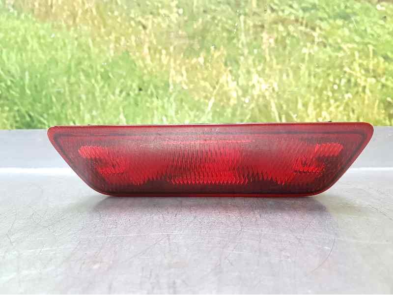 Recambio de faro antiniebla trasero central para nissan juke (f15) tekna referencia OEM IAM 26580ED50A  