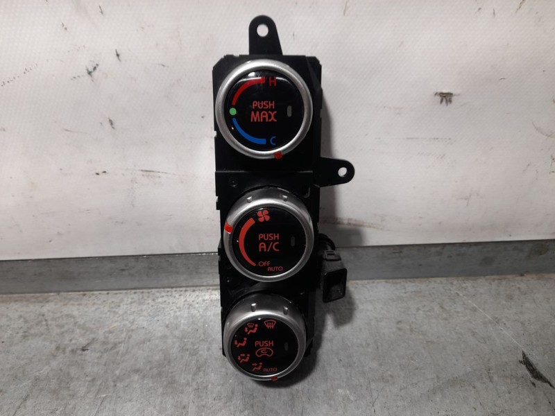 Recambio de mando climatizador para citroën c-zero high line referencia OEM IAM 7820A406  