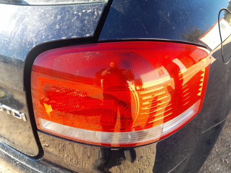 Recambio de piloto trasero derecho para audi a3 (8p1) 2.0 tdi 16v referencia OEM IAM 8P0945096  