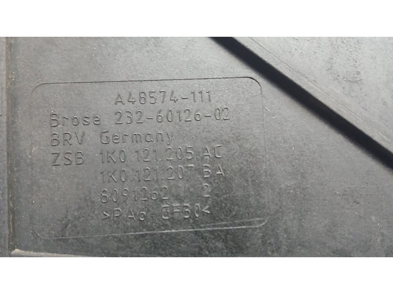 Recambio de electroventilador para volkswagen golf vi (5k1) advance bluemotion referencia OEM IAM 1K0121205AC BROSE 2326012602