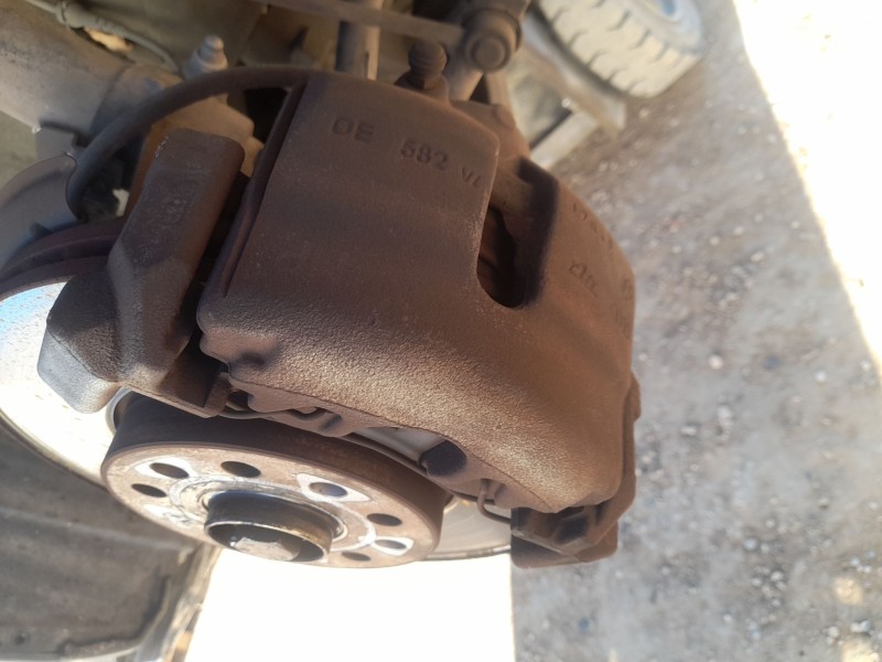 Recambio de pinza freno delantera derecha para audi a3 (8p1) 2.0 tdi 16v referencia OEM IAM 1K0615124E  