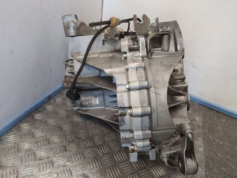 Recambio de caja cambios para ford kuga (cbv) titanium referencia OEM IAM AV4R7002AA 190110042547 6VELOCIDADES