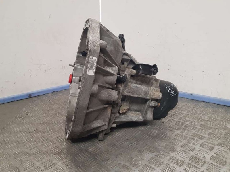 Recambio de caja cambios para nissan micra v (k14) acenta referencia OEM IAM JR5055 A041610 5VELOCIDADES