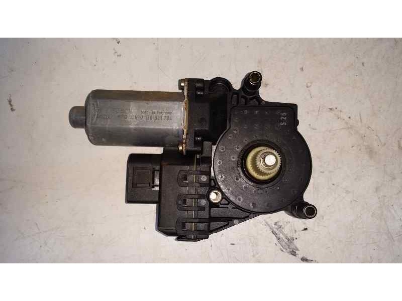 Recambio de motor elevalunas trasero izquierdo para audi a6 berlina (4b2) 2.4 (121kw) referencia OEM IAM  8 PINS 
