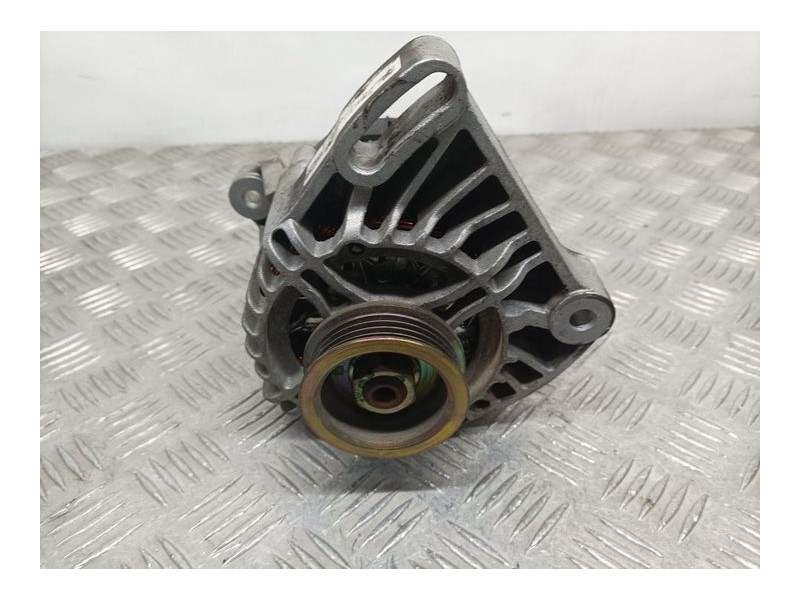 Recambio de alternador para fiat punto berlina (188) 1.2 8v elx (i) referencia OEM IAM 46530060 63321712 DENSO