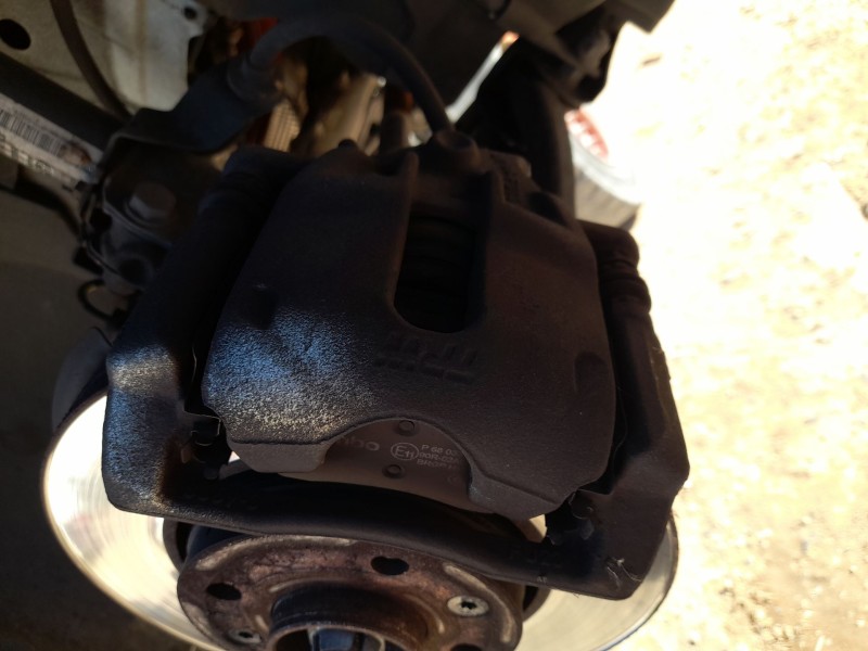 Recambio de pinza freno delantera derecha para dacia lodgy (js_) 1.6 lpg referencia OEM IAM 7701208333  