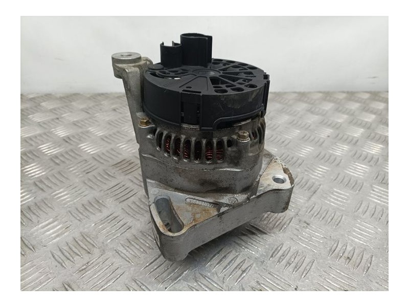 Recambio de alternador para fiat punto berlina (188) 1.2 8v elx (i) referencia OEM IAM 46530060 63321712 DENSO