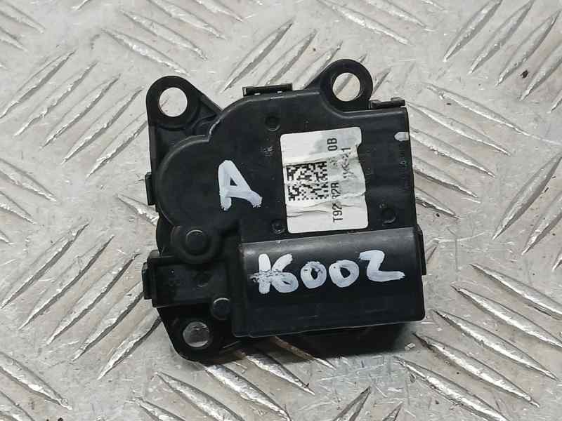 Recambio de motor apertura trampillas climatizador para tesla model 3 ev performance awd referencia OEM IAM T92882B  