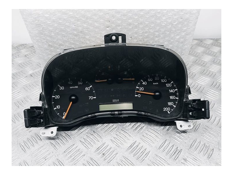 Recambio de cuadro instrumentos para fiat punto berlina (188) 1.2 8v elx (i) referencia OEM IAM 46812961 503000341000 