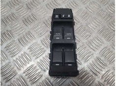 MANDO ELEVALUNAS DELANTERO IZQUIERDO 04602781AA 