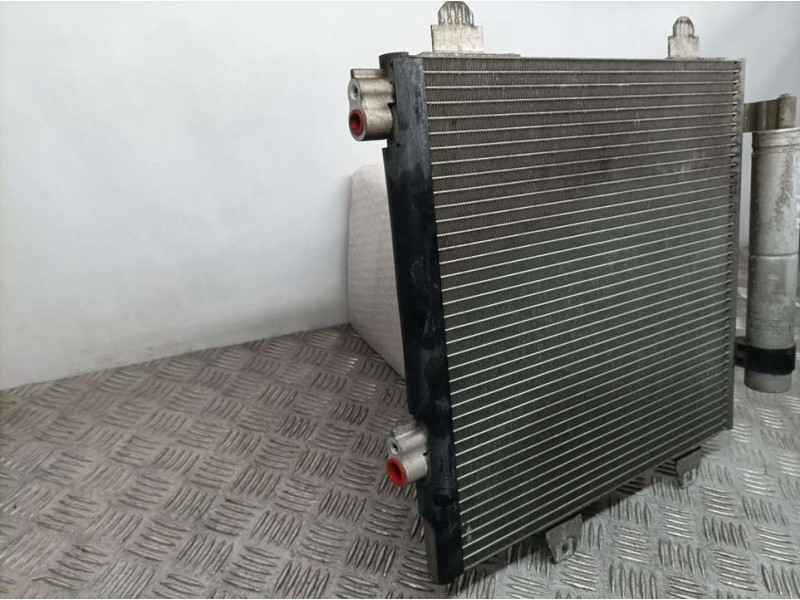 Recambio de condensador / radiador aire acondicionado para toyota aygo (kgb/wnb) básico referencia OEM IAM 884500H020 879751H VA