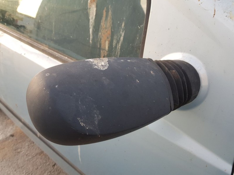 Recambio de retrovisor derecho para fiat punto berlina (188) 1.2 8v elx (i) referencia OEM IAM 735310073  C/ MANDO