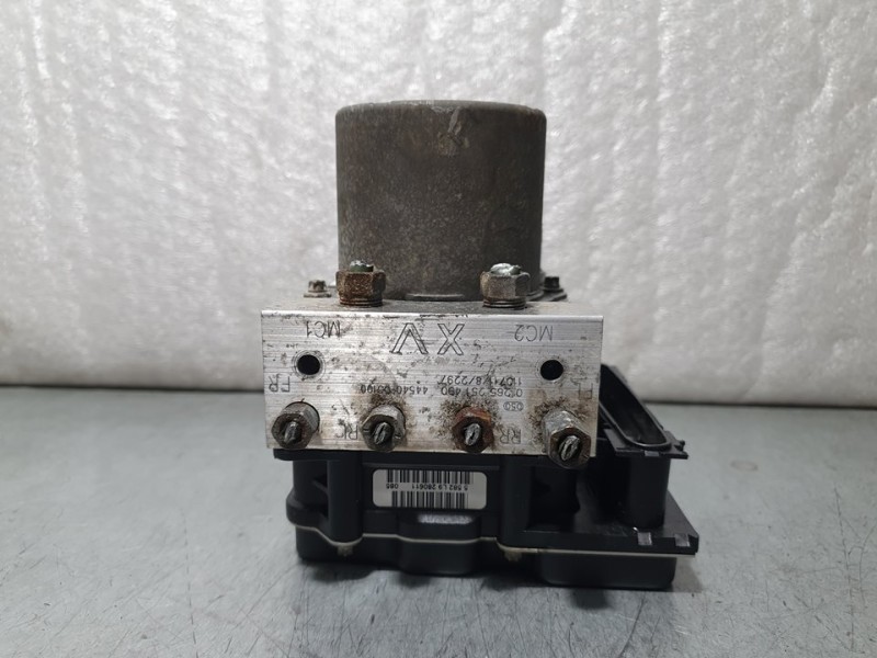 Recambio de abs para toyota avensis (t27) active referencia OEM IAM 4454005100 0265251490 