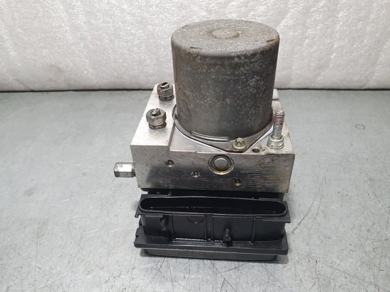 Recambio de abs para toyota avensis (t27) active referencia OEM IAM 4454005100 0265251490 