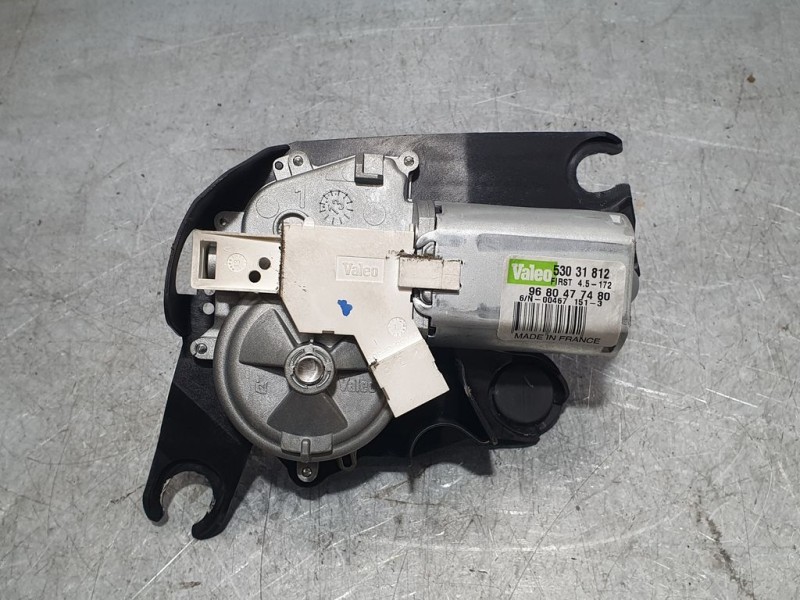 Recambio de motor limpia trasero para peugeot 5008 allure referencia OEM IAM 9680477480 53031812 VALEO