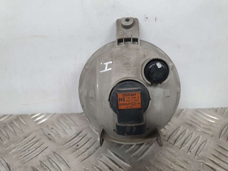 Recambio de faro antiniebla izquierdo para chevrolet captiva 2.0 vcdi lt referencia OEM IAM SIN REF  