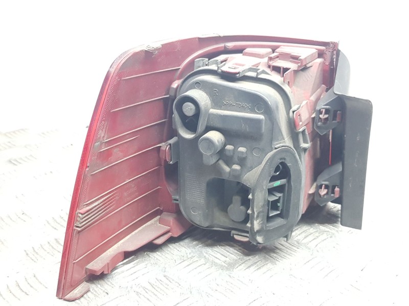 Recambio de piloto trasero derecho exterior para volkswagen sharan (7n1, 7n2) 2.0 tdi referencia OEM IAM 7N0945096D VALEO 895049
