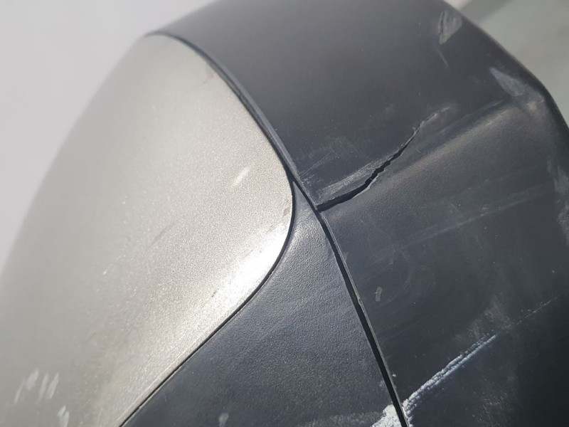 Recambio de retrovisor izquierdo para peugeot 5008 allure referencia OEM IAM 8151PF  ELECTRICO 6 CABLES ROZADO Y RAJADO