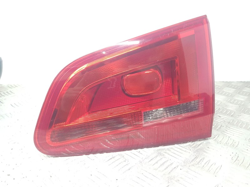 Recambio de piloto trasero derecho interior para volkswagen sharan (7n1, 7n2) 2.0 tdi referencia OEM IAM 7N0945094F VALEO 895049