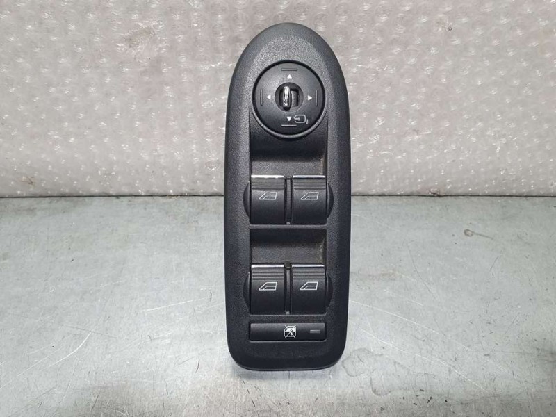 Recambio de mando elevalunas delantero izquierdo para ford kuga (cbv) titanium referencia OEM IAM 9M5T14A132AA 1547152 C/ MANDO 