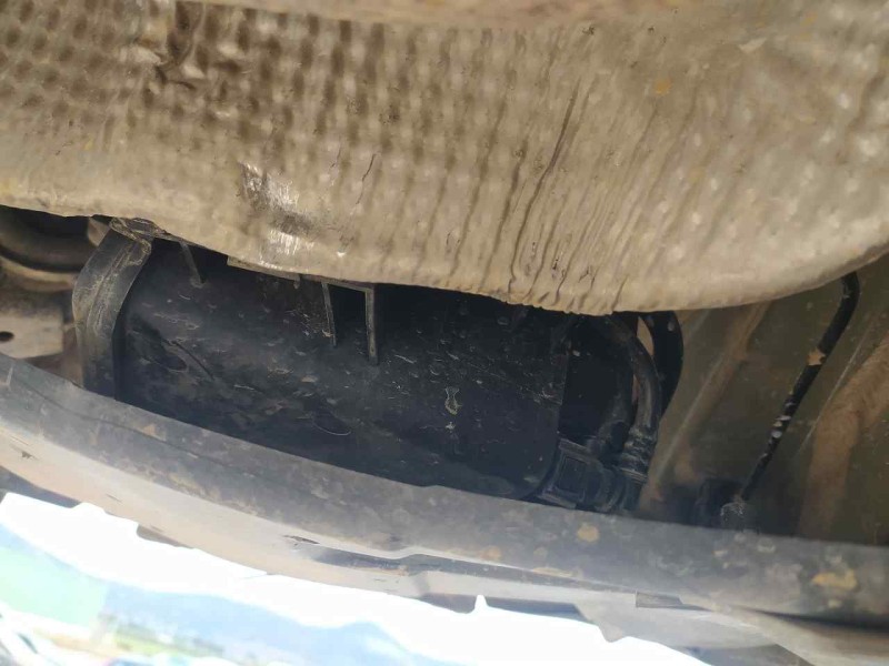 Recambio de freno de mano electrico para peugeot 3008 gt-line referencia OEM IAM 98105935VV  